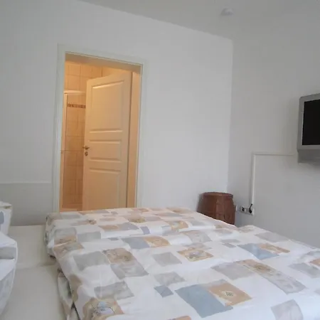 Quarto em Acomodações Particulares Gastehaus Dobias